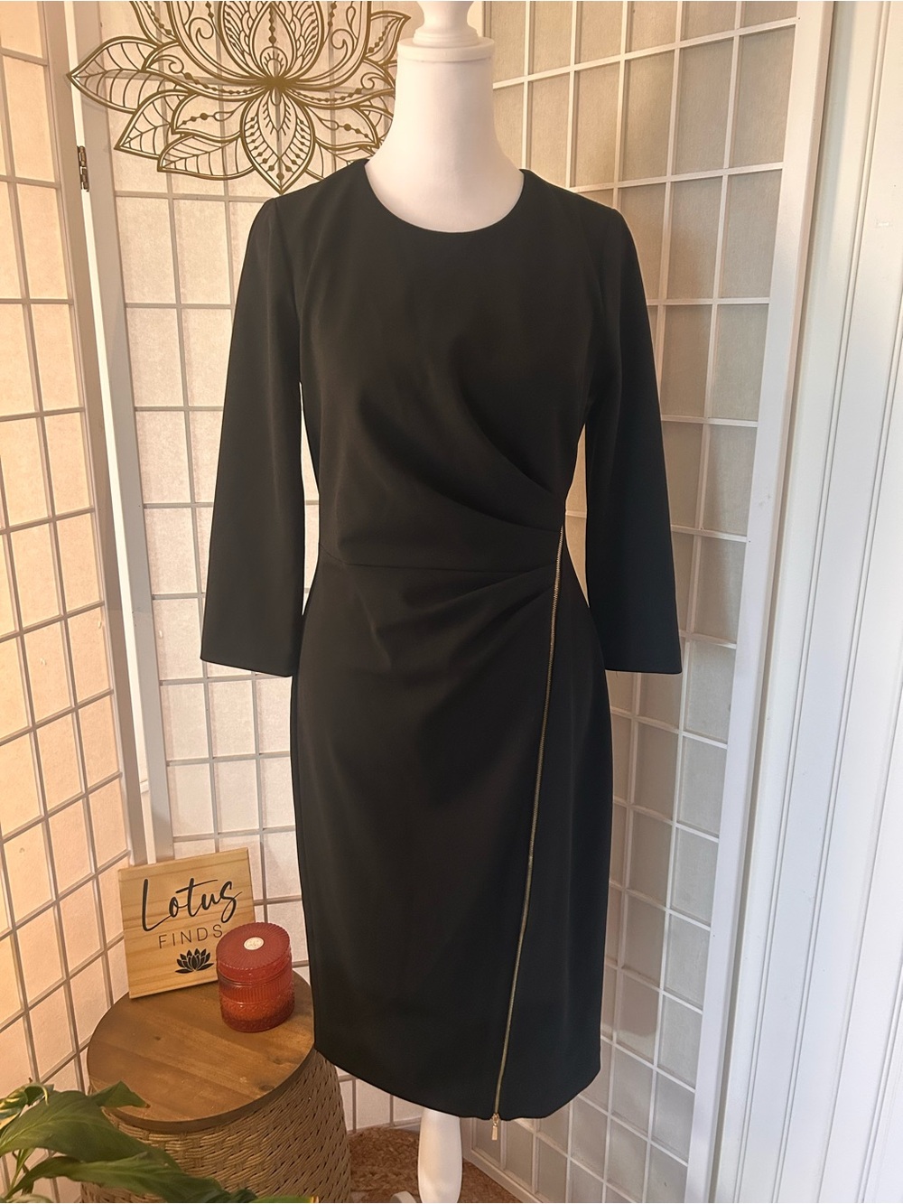 Calvin Klein Black Ruched Sheath Dress Gold Zipper Size 6